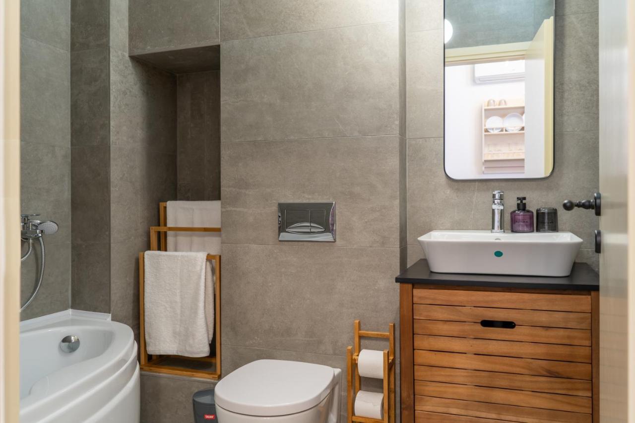 Quattro Domus 4-Historical Townhouse Apartment Heraklion  Ngoại thất bức ảnh